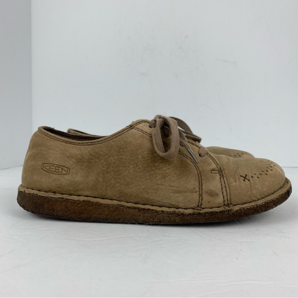 Keen size 6.5 Women’s Brown Tan Nubuck Leather Lace Up Oxford Shoes